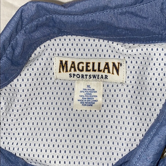 Magellan Sportswear Men XL Blue Button Down shirt - Picture 5 of 7
